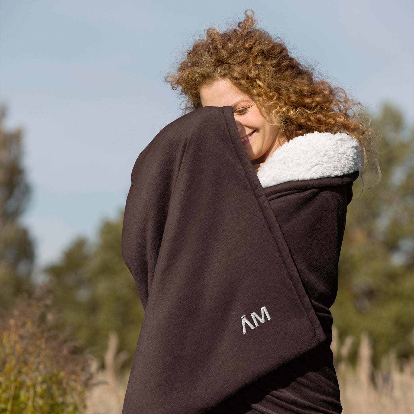Amani-E Premium Sherpa Blanket